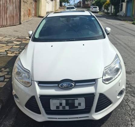 FORD FOCUS 2.0 TITANIUM PLUS 16V FLEX 4P POWERSHIFT FORD FOCUS 2.0 TITANIUM PLUS 16V FLEX 4P POWERSHIFT
